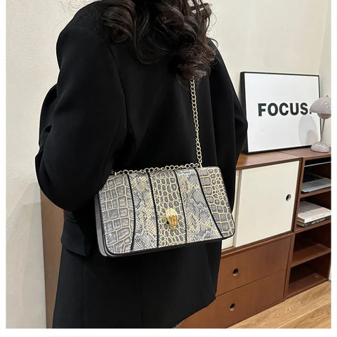 New Designer Alligator Pattern Shoulder Retro Chain Lock Crossbody Flap Handbag CODE: KAR3155