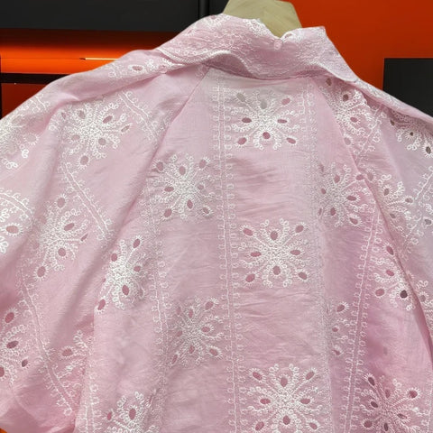 New Fashion Turm-down Collar Puff Sleeves Hollo-out Sweet Top CODE: KAR3174
