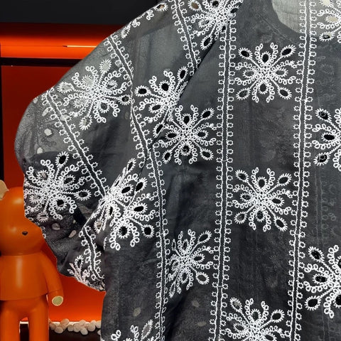 New Fashion Turm-down Collar Puff Sleeves Hollo-out Sweet Top CODE: KAR3174