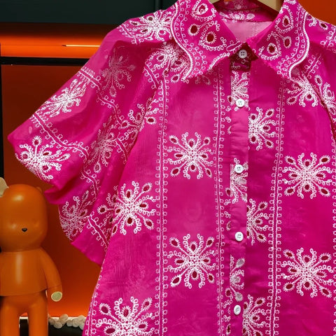 New Fashion Turm-down Collar Puff Sleeves Hollo-out Sweet Top CODE: KAR3174