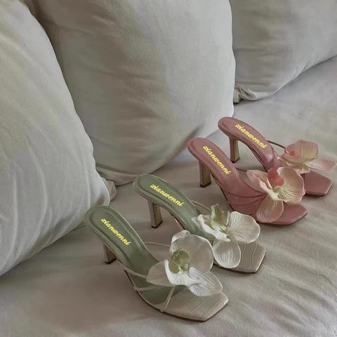 Summer New Elegant Flowers Design Casual Fashionable High Heel CODE: KAR3195