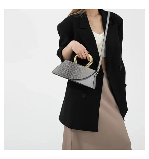 New Crocodile Shoulder High Quality Trendy Crossbody Light Luxury Handbag CODE: KAR3204