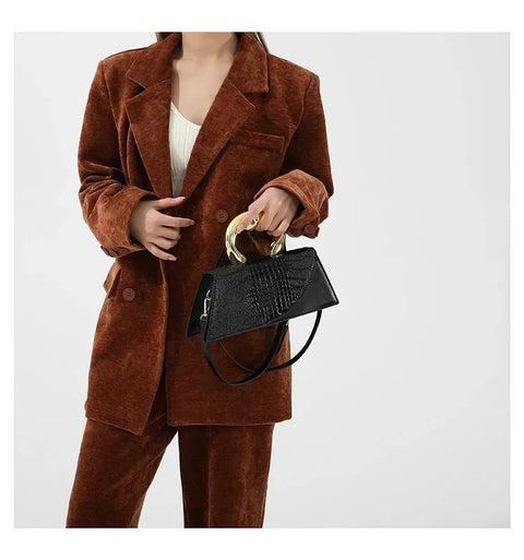 New Crocodile Shoulder High Quality Trendy Crossbody Light Luxury Handbag CODE: KAR3204