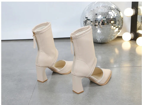 New summer pointed toe bun hollow thick heel CODE: KAR3237