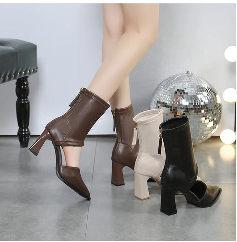 New summer pointed toe bun hollow thick heel CODE: KAR3237
