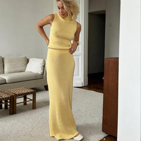 New Sleeveless Turtleneck coat High Waist Skirt Slim Set CODE: KAR3249