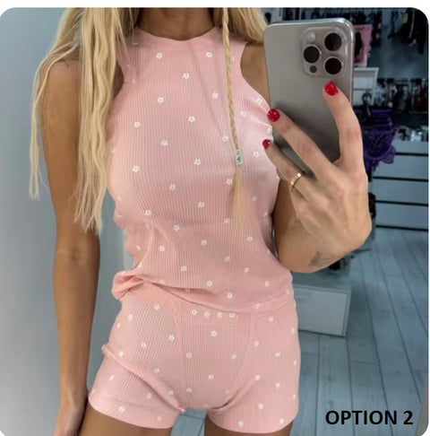 Summer Mini Heart Print Crop Tank Tops + High Waist Shorts Set CODE: KAR3261