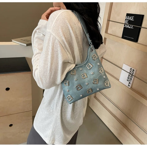 New Single Shoulder Shiny Diamond Popular Versatile Crossbody Bucket Bag CODE: KAR3331