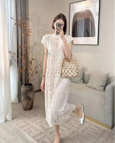 Summer New Fashion Light Luxury Crochet Design Short Sleeve Lace Hollow Breathable Dress CODE: KAR3546