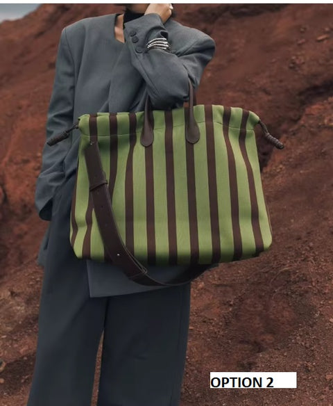 New Fashion Unique Simple Underarm Shoulder Commuter Crossbody Tote Bag\Hand bag  CODE: KAR3552