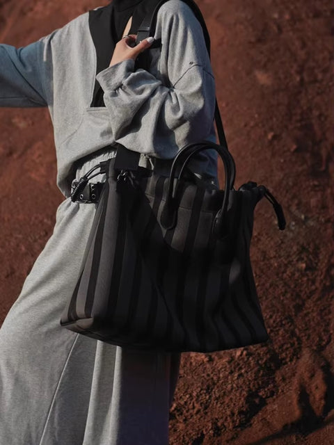 New Fashion Unique Simple Underarm Shoulder Commuter Crossbody Tote Bag\Hand bag  CODE: KAR3552