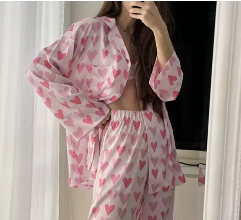 New Love Printing Loose and Comfortable Long-sleeved Trousers Winter Pajamas Set CODE: KAR3586