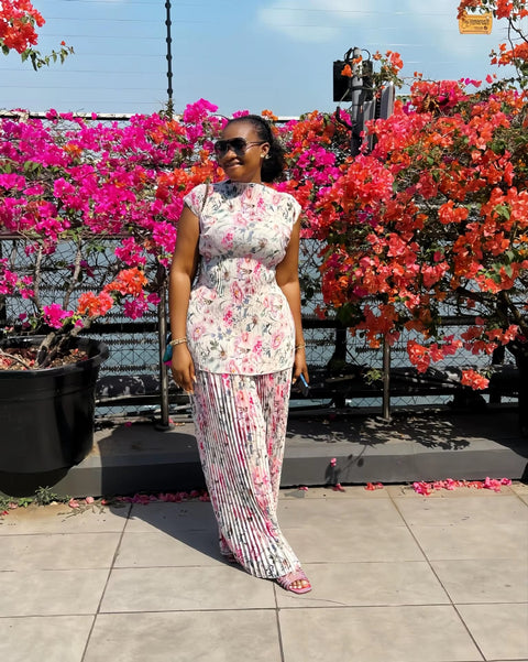New  Sexy Print Short Sleeve Pleated T-Shirt + Wide Leg Pants Two 2Piece Set CODE: KAR3710