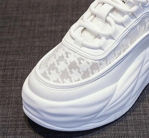 New Fashion Sneaker Light Thick Soles Shoes CODE: KAR4002