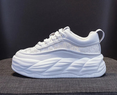 New Fashion Sneaker Light Thick Soles Shoes CODE: KAR4002