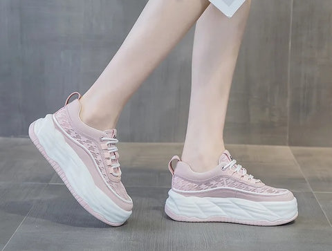 New Fashion Sneaker Light Thick Soles Shoes CODE: KAR4002