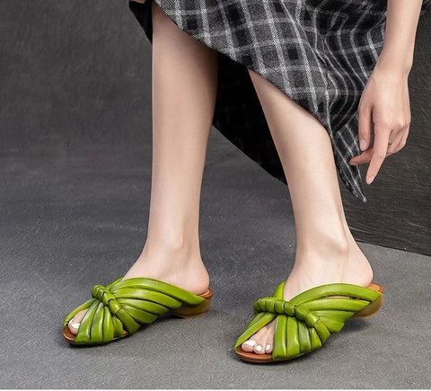 New Fashion Casual Low Heel Flat Sandals CODE: KAR4016