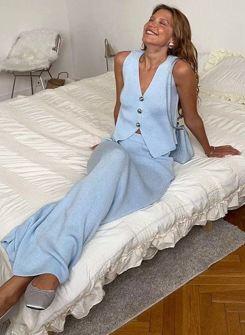 New V-neck Sleeveless Top and Vest Long Skirt 2 Piece set CODE: KAR4027