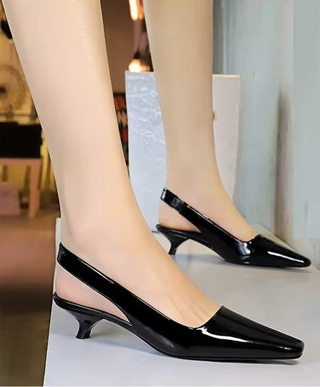 New Fashion Pointed Toe Low Hollowed Heel CODE: KAR4074
