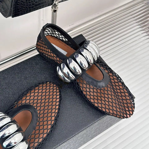 New Stylish Design, Unique Metal Accents, Comfortable Fit Flats CODE: KAR4075