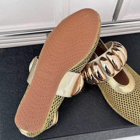 New Stylish Design, Unique Metal Accents, Comfortable Fit Flats CODE: KAR4075