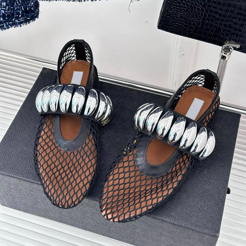 New Stylish Design, Unique Metal Accents, Comfortable Fit Flats CODE: KAR4075