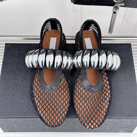 New Stylish Design, Unique Metal Accents, Comfortable Fit Flats CODE: KAR4075