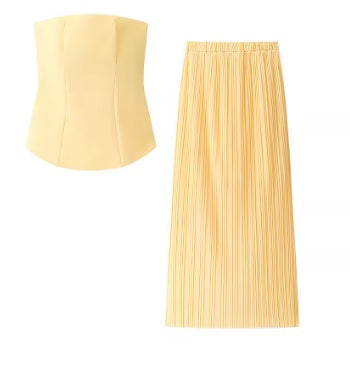 New Casual Simple Waist-Cinched Crop Top + High Waist Pleated Skirt Two-Piece Set CODE: KAR4081