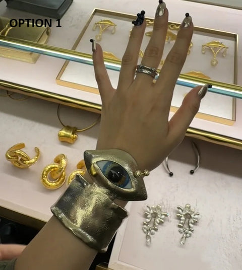 New Metal Face Design Cuff Bracelet CODE: KAR4116