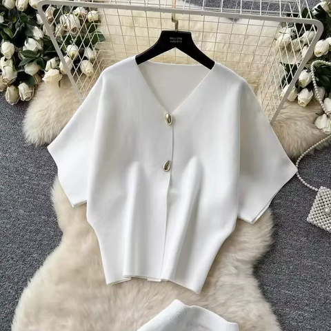 New Fashion Elegant V-neck Long Skirt with Loose Short Sleeve Top Two-piece CODE: KAR4134