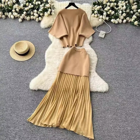 New Fashion Elegant V-neck Long Skirt with Loose Short Sleeve Top Two-piece CODE: KAR4134