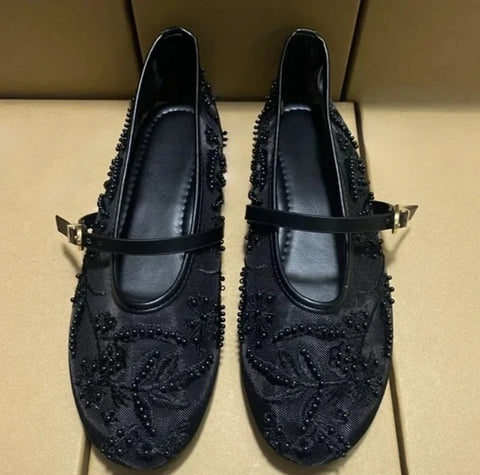 New Embroidery Flower Ballet Flats Comfort Round Toe Designer Shoes CODE: KAR4164