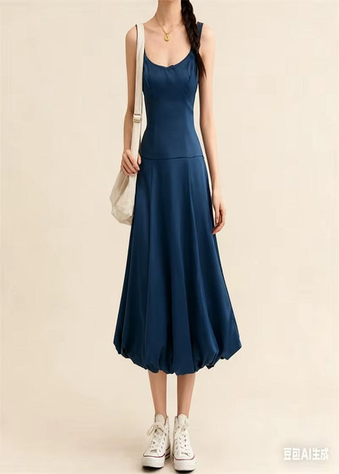 New Arrival Balloon Svel round Neck Gown CODE: KAR4272