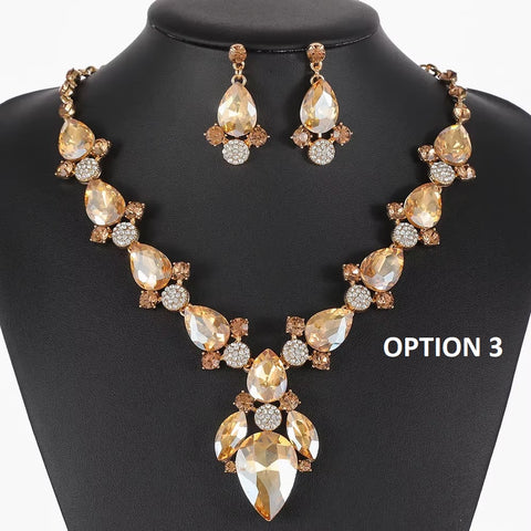 New Fashion Crystal Alloy Necklace And Earring Set CODE: KAR4304