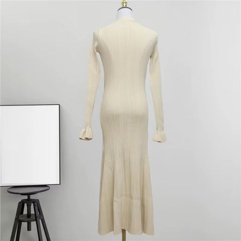 New Fashion Autumn Knit Mermaid Long Dress CODE: KAR4330