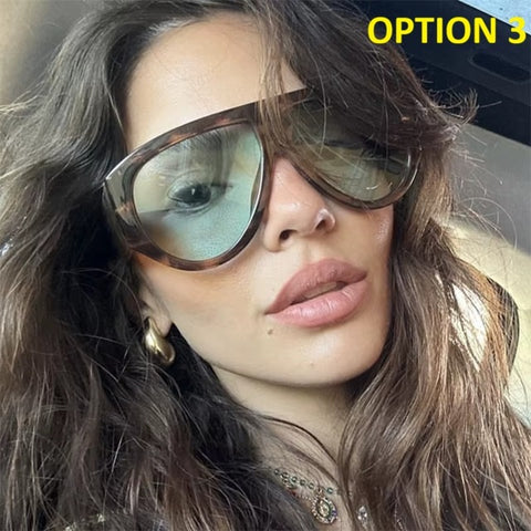 New Retro Shades Fashion Gradient Rivets Decoration Sun Glass CODE: KAR4349