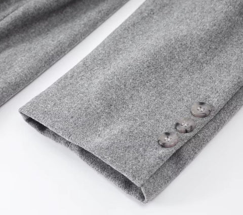 New V Neck Wide Shoulder Long Sleeve Jacket CODE: KAR4354