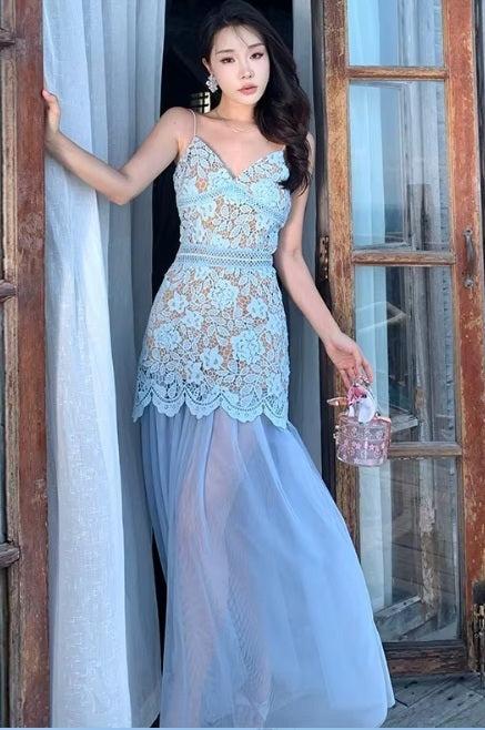 New Sleeveless Embroidery Lace Sling Top And Long Tulle Skirt 2 Piece Set CODE: KAR4380
