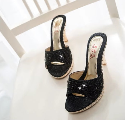 New High Heeled Sexy Rhinestone Sandals CODE: KAR4518