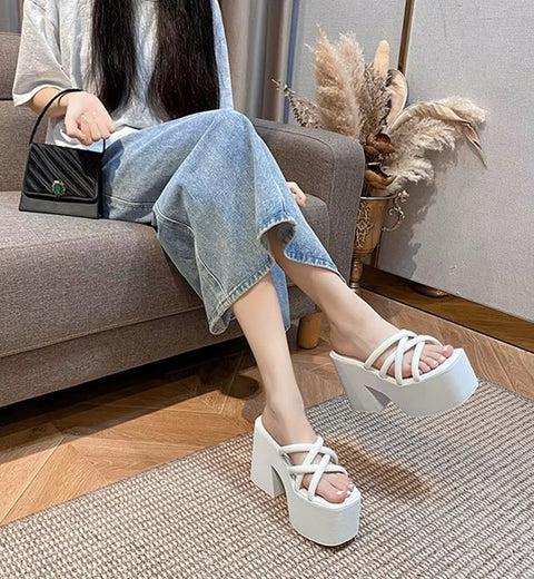 New Chunky High Heel Summer Trendy Platform Sandals CODE: KAR4524