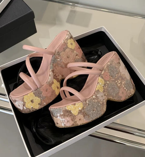 New Fashionable Thick Soled High Heels CODE: KAR4527