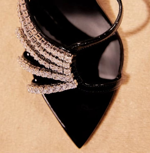 New Rhinestone Pointed End Commuting Fashion Heels CODE: KAR4532