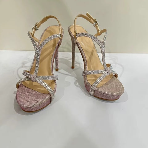 New Beauty Fashion Glite Uppers Pointy Thin Heel High Heel Sandals CODE: KAR4533
