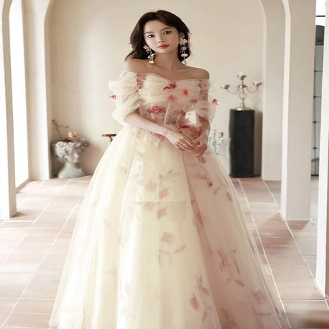 New One Shoulder Three-dimensional Petal Mesh Strapless Dress CODE: KAR4556