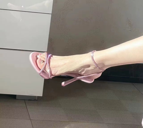 New Round Toe Stiletto Plus Size High Heels CODE: KAR4564