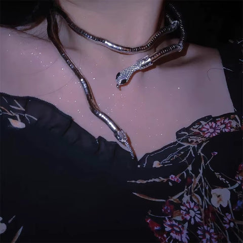 New Fashion Punk Multilayer Bendy Snake Necklace CODE: KAR4570