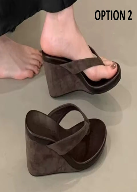 New Designer Thick Bottom High Heels CODE: KAR4578