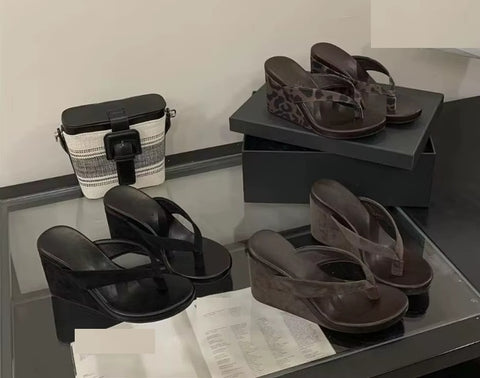 New Designer Thick Bottom High Heels CODE: KAR4578