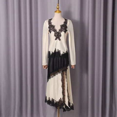 New V-neck Lace Patchwork Long Sleeve 2 Piece Set CODE: KAR4610