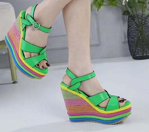 New Wedge Heel Thick Soled Platform Sandal CODE: KAR4652